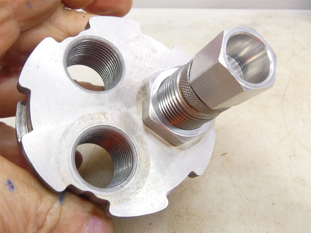 #5904 Lee 3 hole turret tool holder