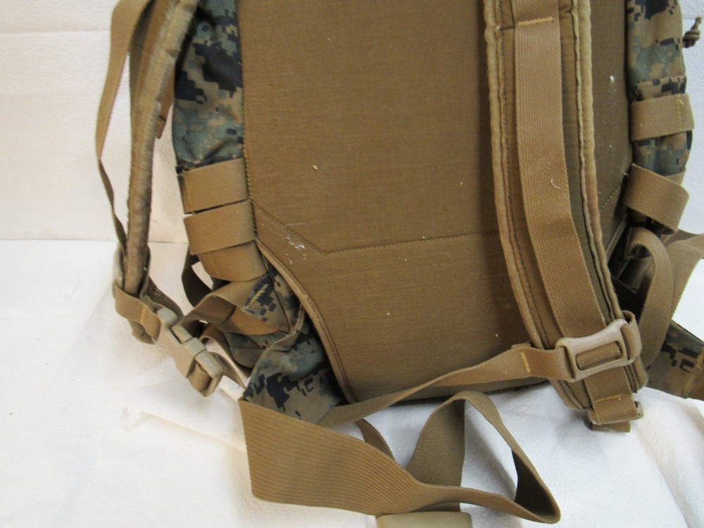 USMC Assault Pack Backpack APB03 Arcteryx Military Read Description