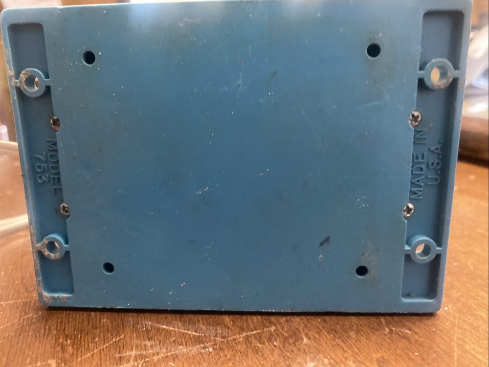 Telex 8 Speaker/Headset Distribution Box 753