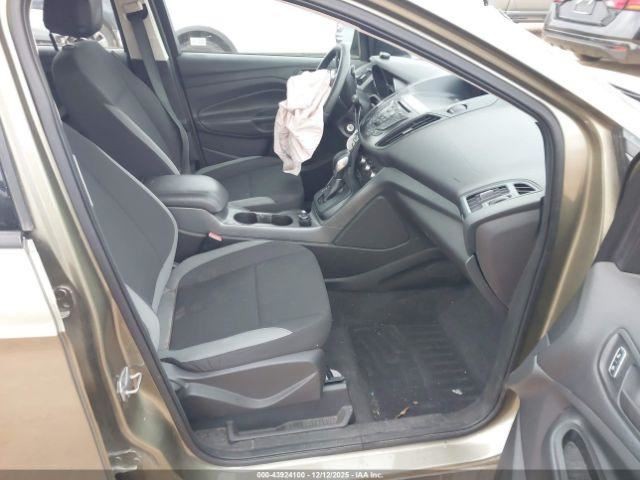 ESCAPE 2013 Glove Box 4965427