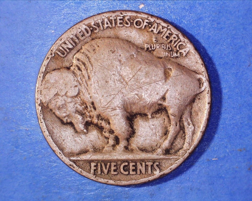 1919 BUFFALO NICKEL ~ 922-3