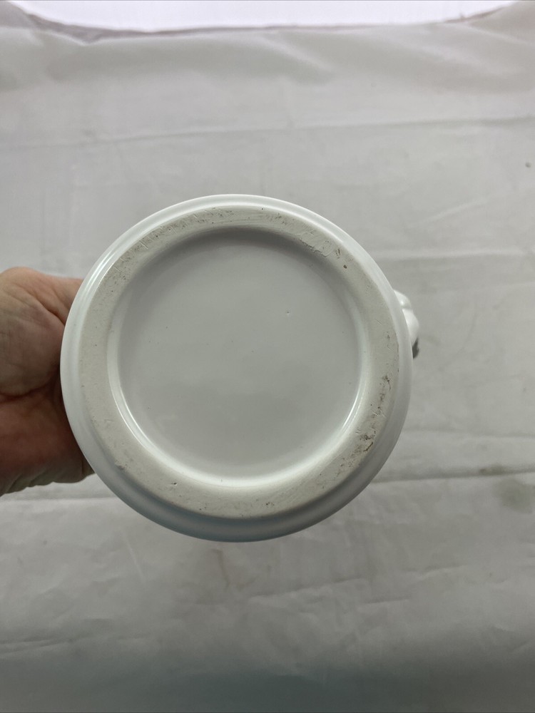 Round Planter Vase WIth Angle on Side 4"
