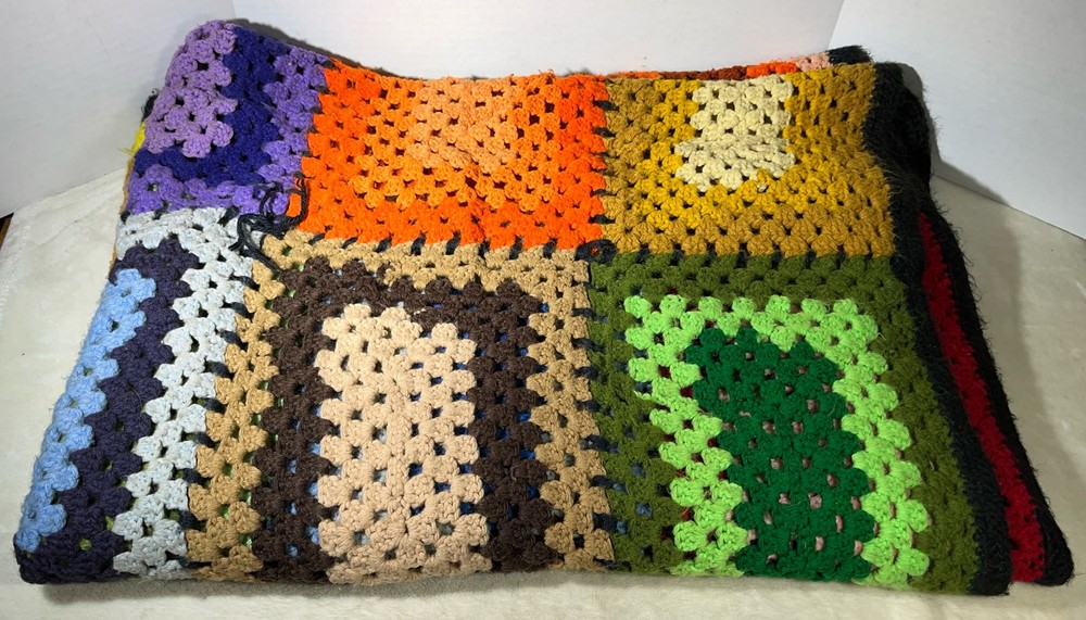 Crochet Afghan Handmade Granny Square Multicolor Sofa Couch Throw Blanket READ