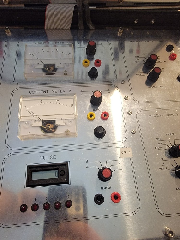 Solartron Portable Test Box, (314)