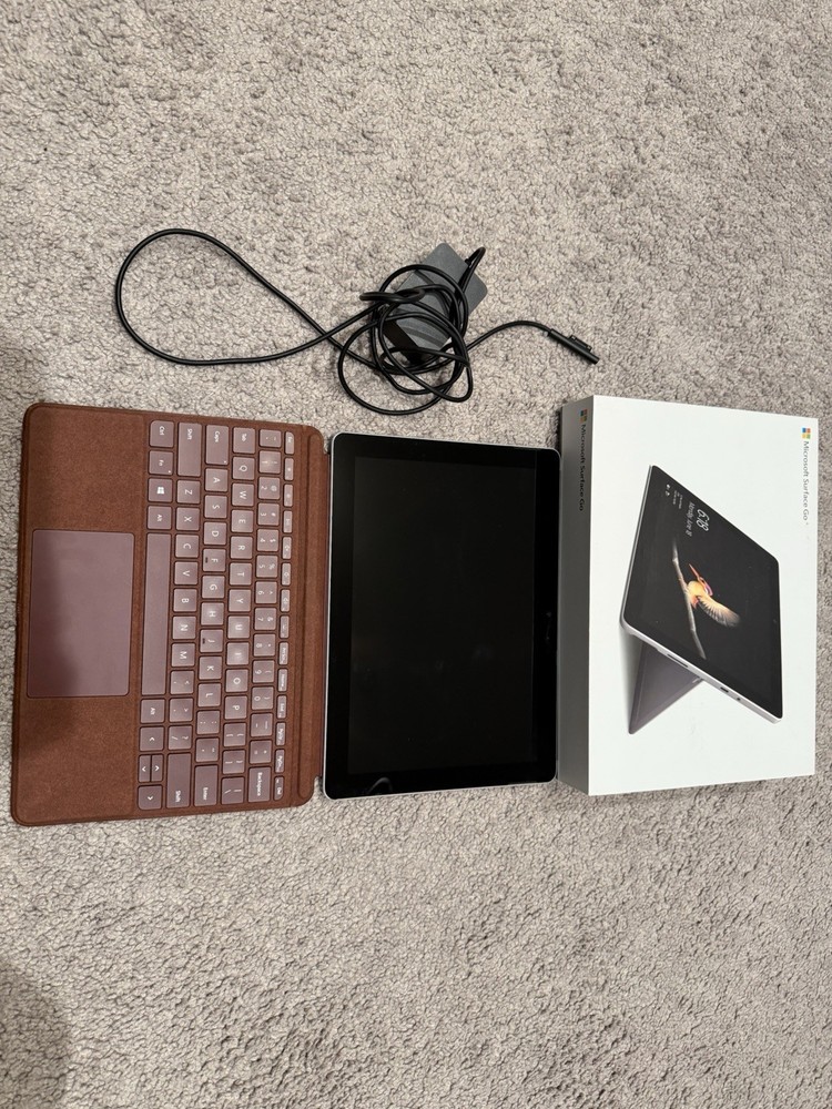 Microsoft Surface Go Tablet bundle with Keyboard