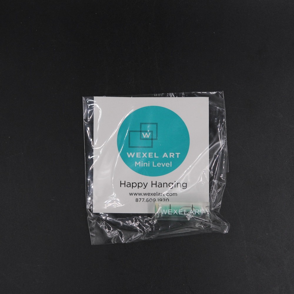 Happy Hanging Mini Level