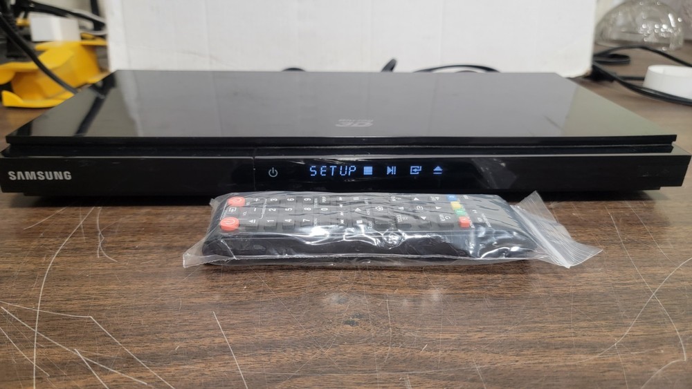 Samsung BD-D6100C Blu-ray Disc/DVD Player