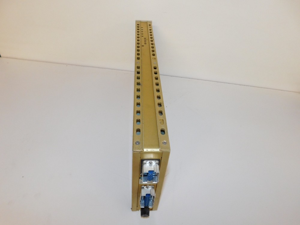 ^^ PRESTON 8300 XWB AMPLIFIER MODEL A (MLQ154)