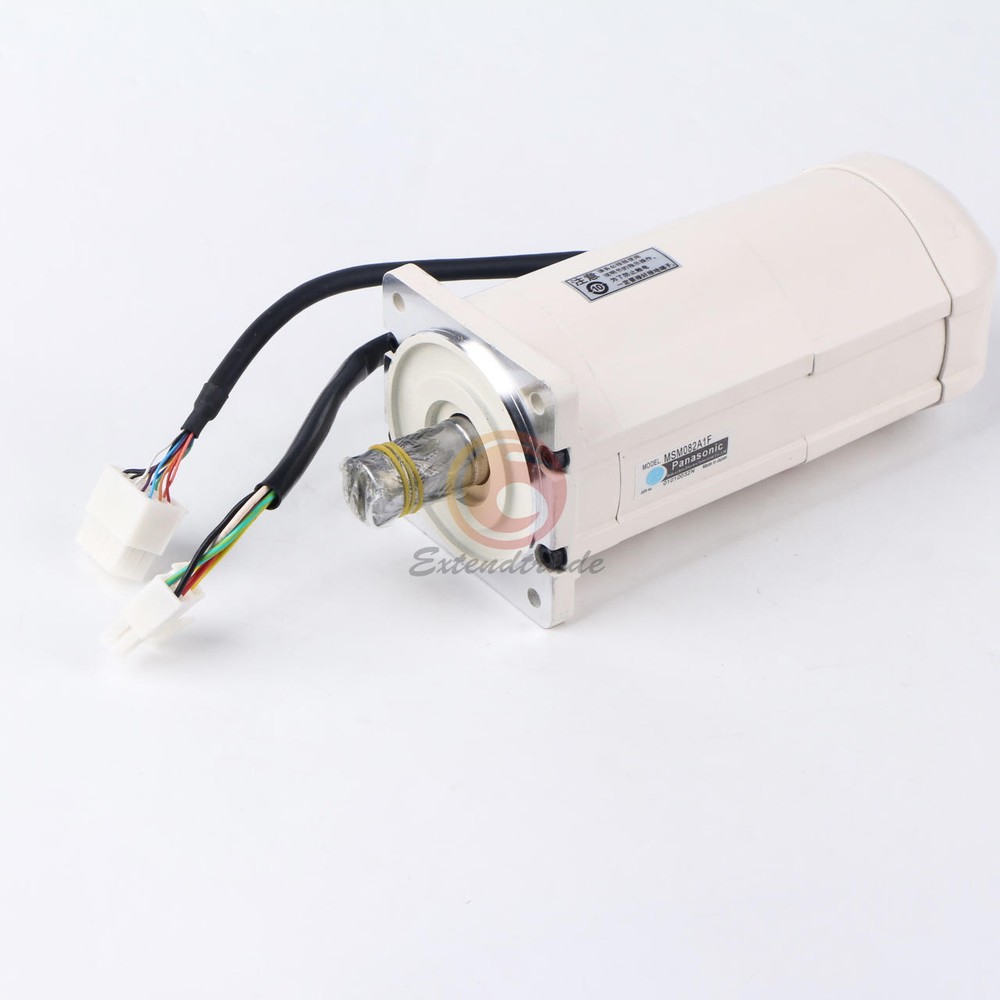 ONE NEW PANASONIC AC SERVO MOTOR MSM082A1F