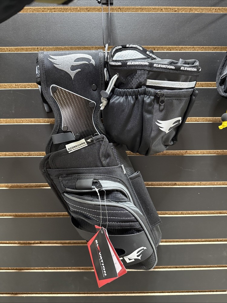 Elevation Mettle Field Quiver Right-Handed