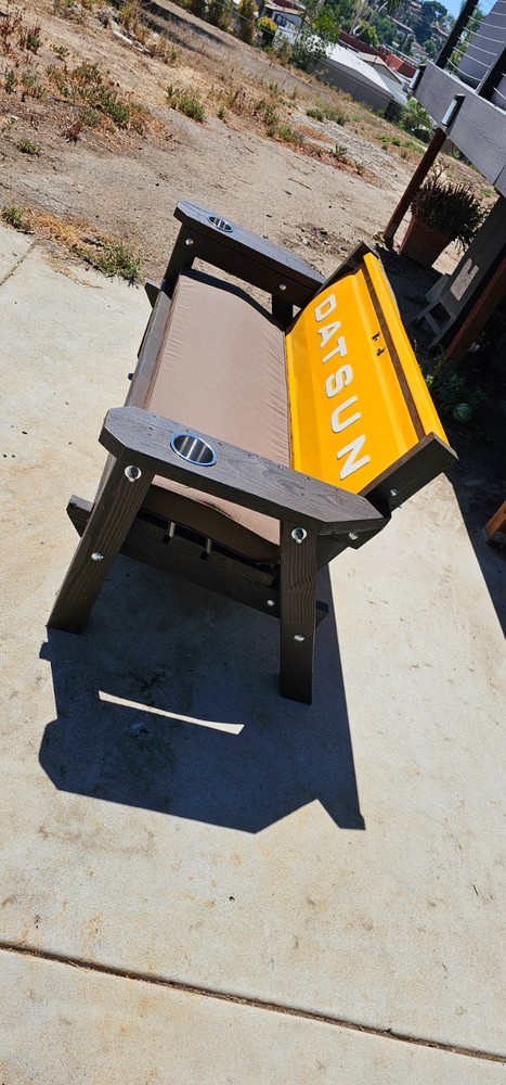 Tailgate Seat