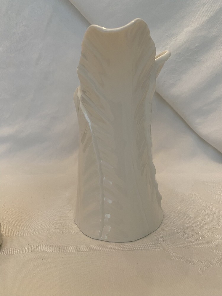 Very Vintage ROYAL WORCESTER Elegant White Leaf Pitcher