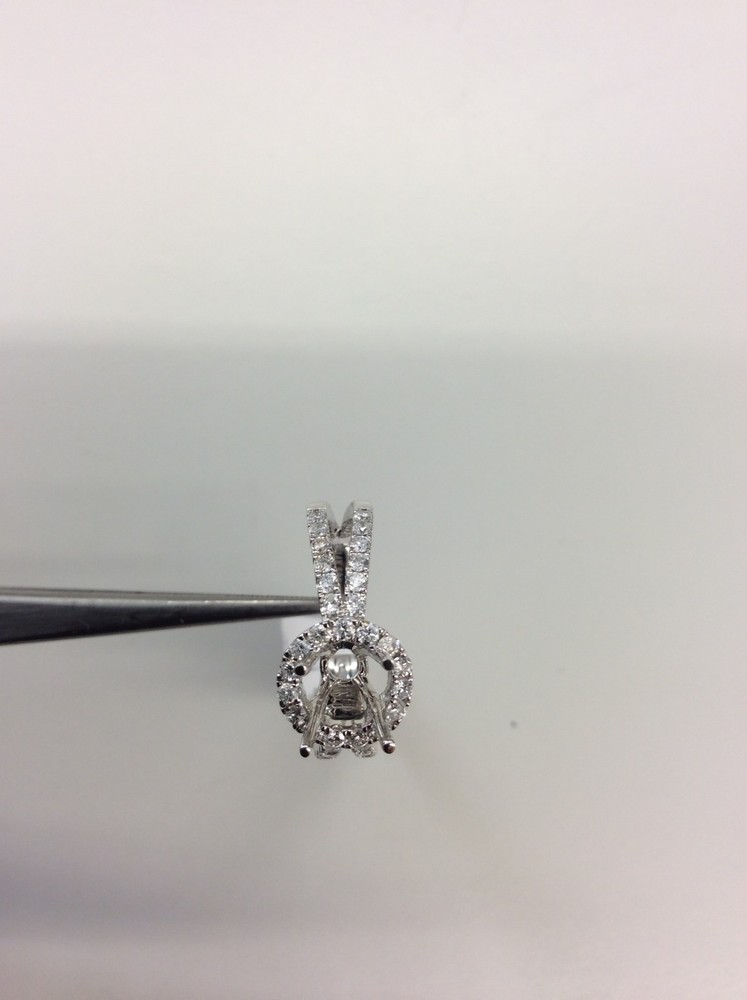14kt White Gold Diamond Halo Setting with Split Shank