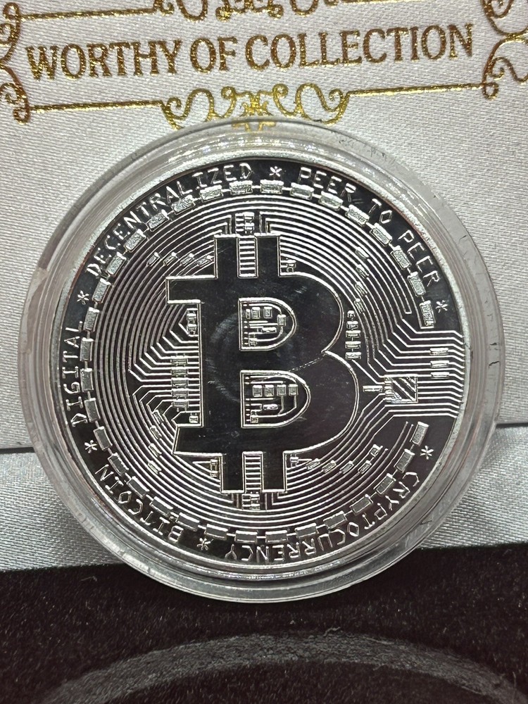 Bitcoin In A Black Velvet Display Case 🇺🇸💯✨