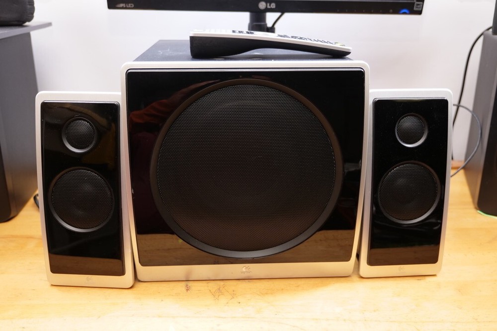 Logitech Z Cinema Advanced Surround Sound System