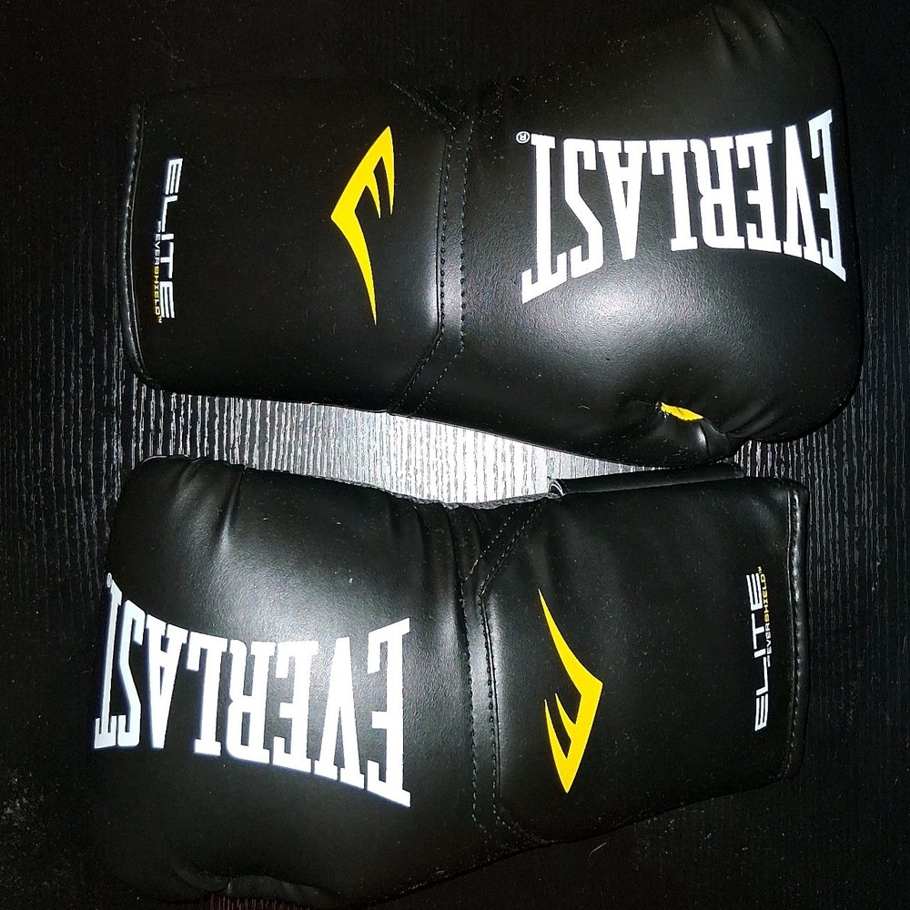XL 16OZ BOXING GLOVES USED