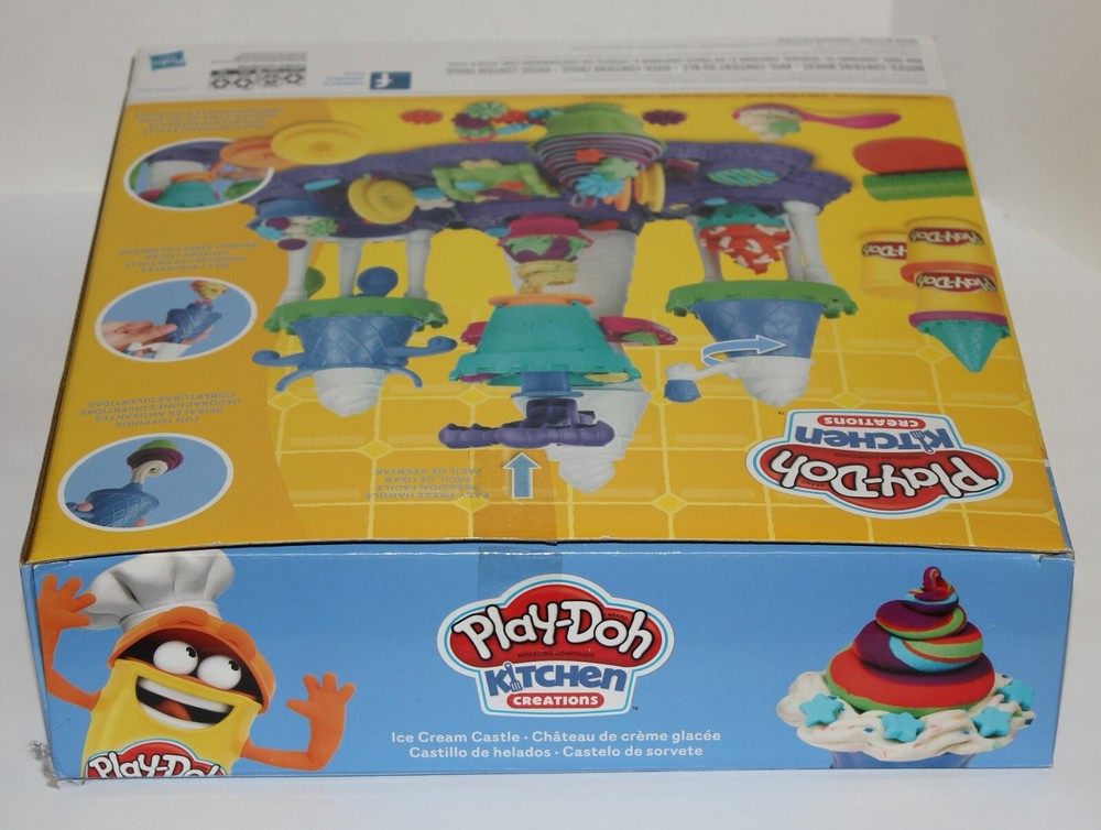 Play-Doh Kitchen Creations Ice Cream Castle - Complete except for 'Doh'