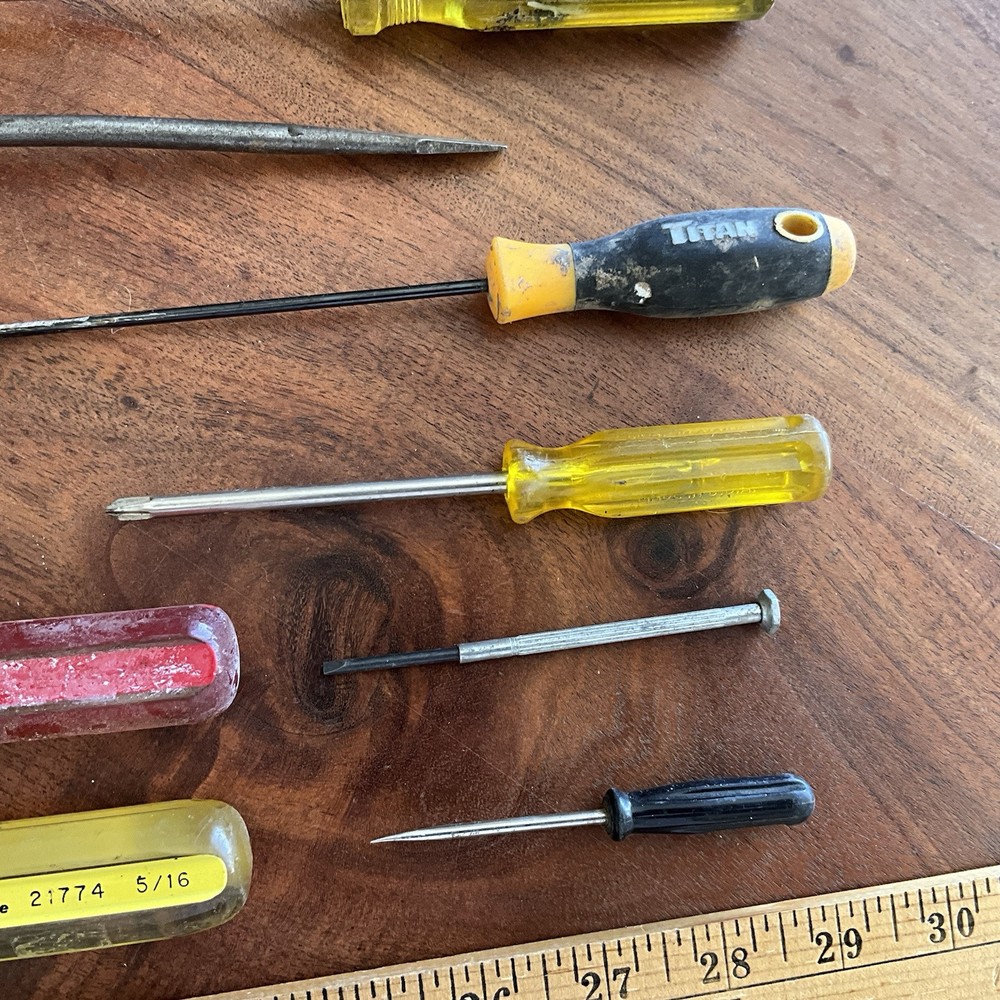 Vintage Lot 11 Screwdrivers Nut Driver Tools