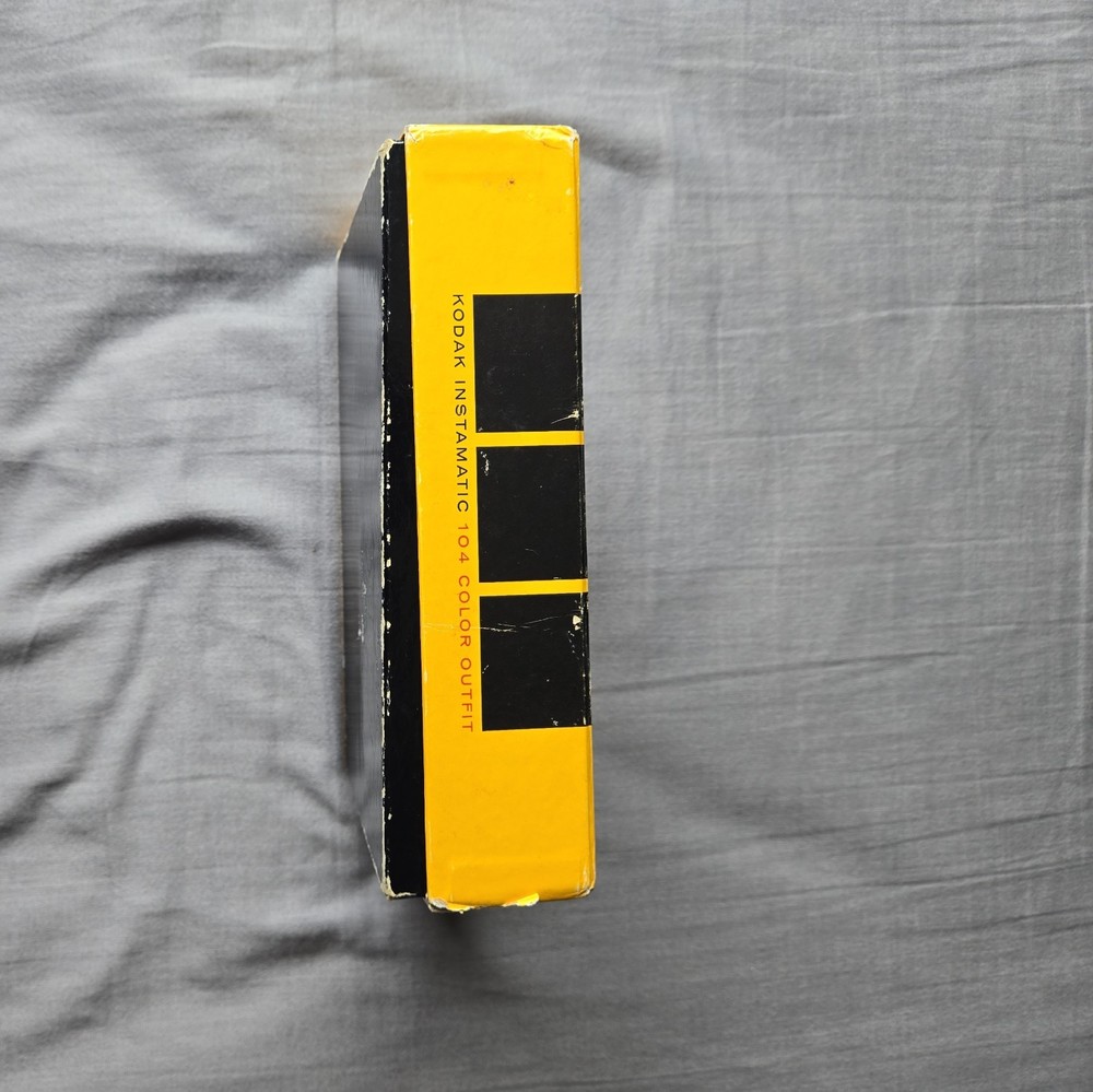 Vtg Kodak Instamatic 104 Camera 1960s Flashcube Box Untested