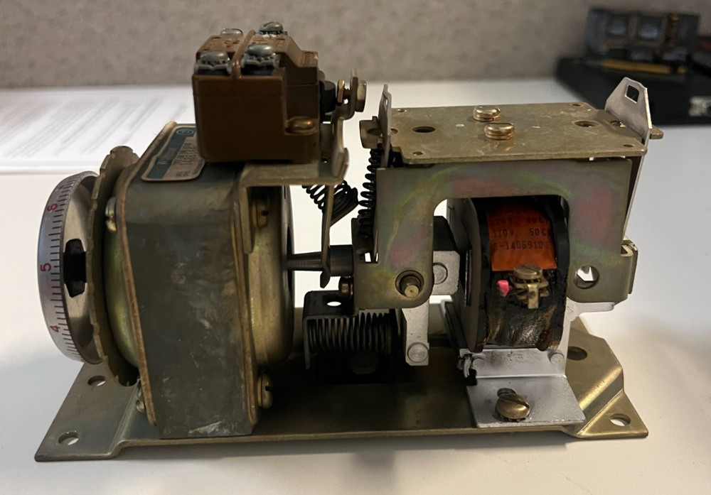 Westinghouse Type AM Time relay 1486566