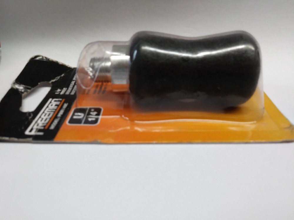 Freeman PBM14UC 1/4" Male Push Button Coupler