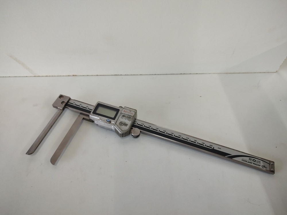 Mitutoyo Inside Knife Edge Digital Calipers 200mm