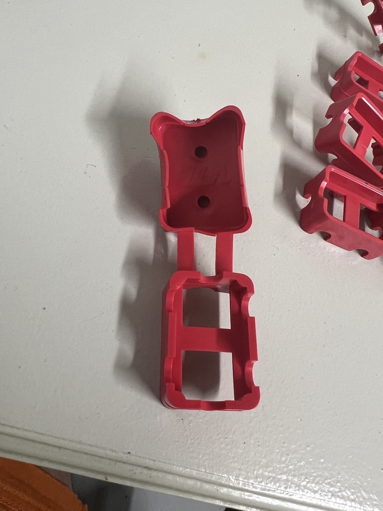 BOOT SHORT STOP CIRCUIT BREAKER