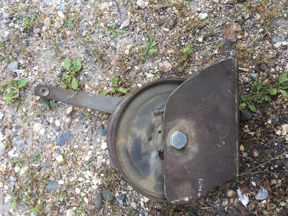 DUTTON LAINSON Model 825 Ratcheting Trailer Hand Winch