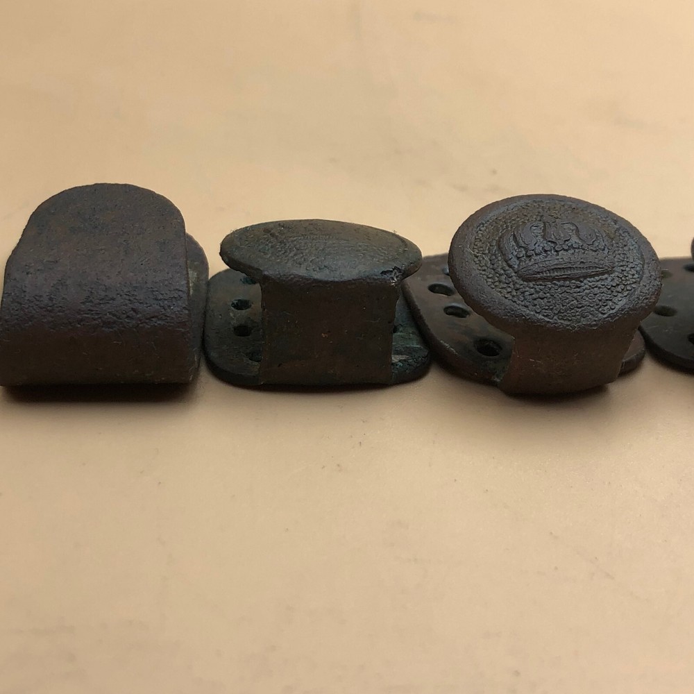 Original WW1 WWI German Army Uniform Belt Support Hook Button