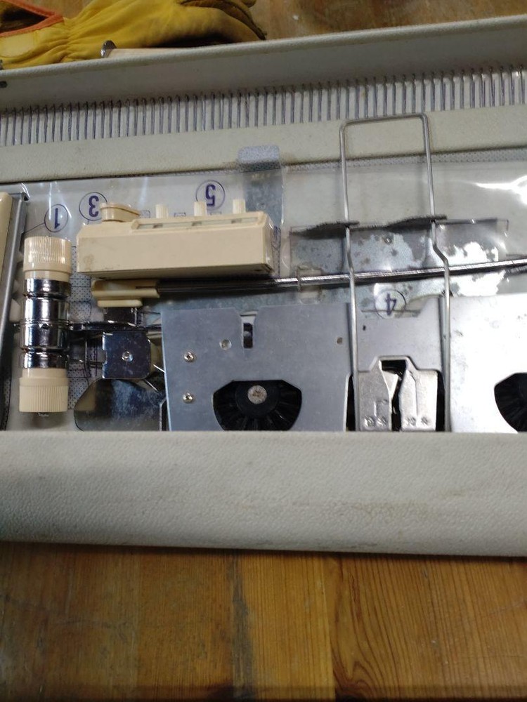 Brother KH-850 Vintage Knitting Machine