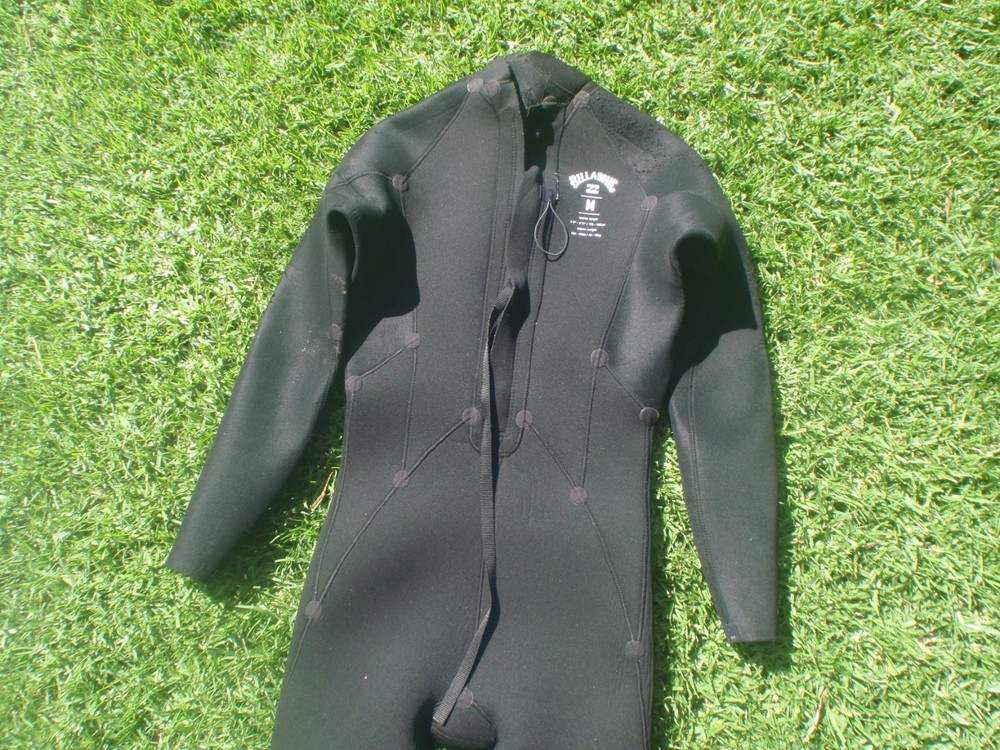 BILLABONG ABSOLUTE BASE MEN M MEDIUM 5/4mm SEALED BLINDSTITCHED fullsuit wetsuit