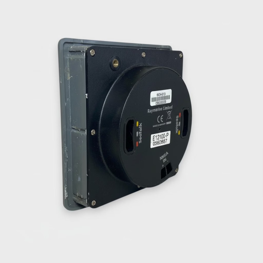 Raymarine - ST6002 - Autopilot Control Head - Flush Mount Version - E12100-P