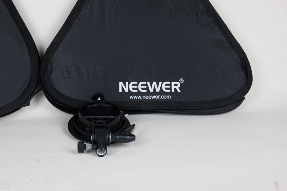 Neewer Speedlite Flash Mounts & Softboxes