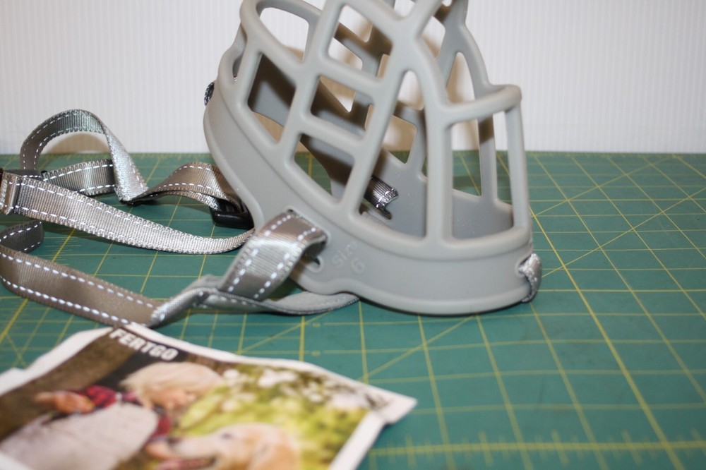 Fertgo Dog Muzzle Gray, Soft, and Breathable Size 6