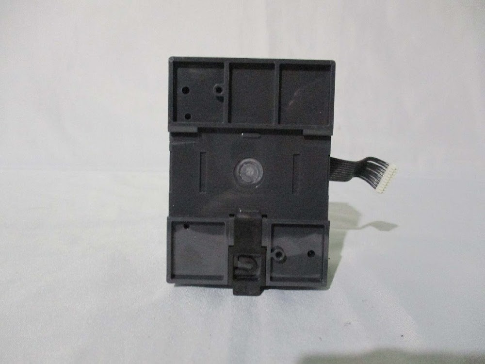 KEYENCE KV-E16X PLC with Built-in Display Function USED #9