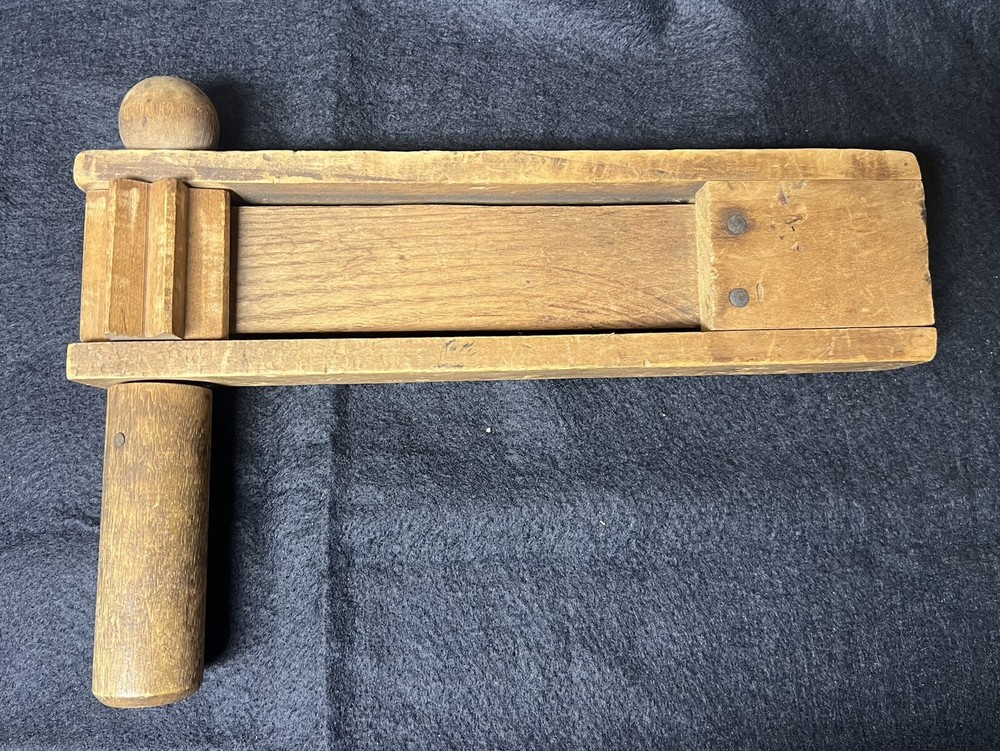WWI Gas Alarm Battle Rattle, Fully Functional