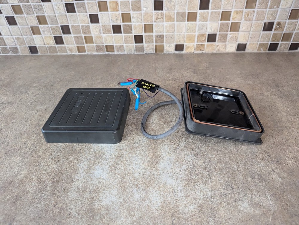 HID ProxPro II 5455BGN00 Mid-Range Proximity Card Reader