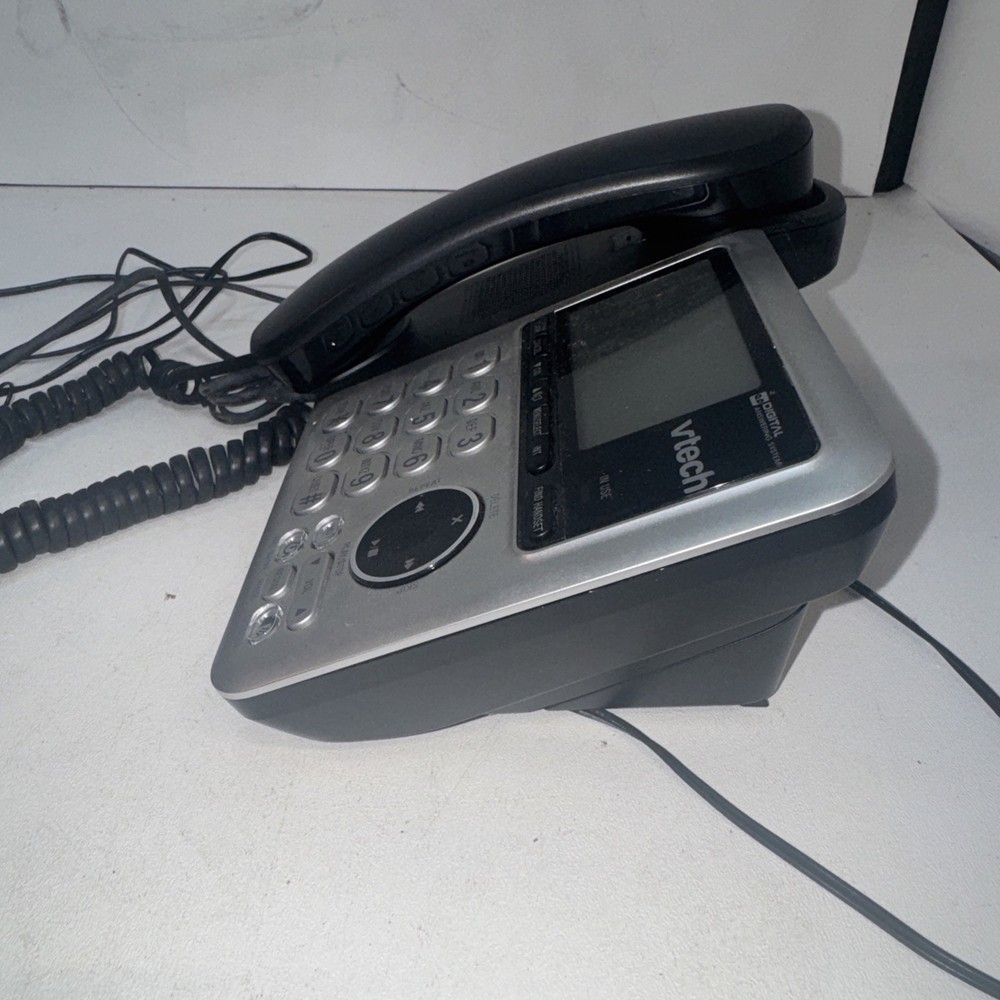 Vtech CS6649 Silver/Black Corded Telephone with Answer Machine
