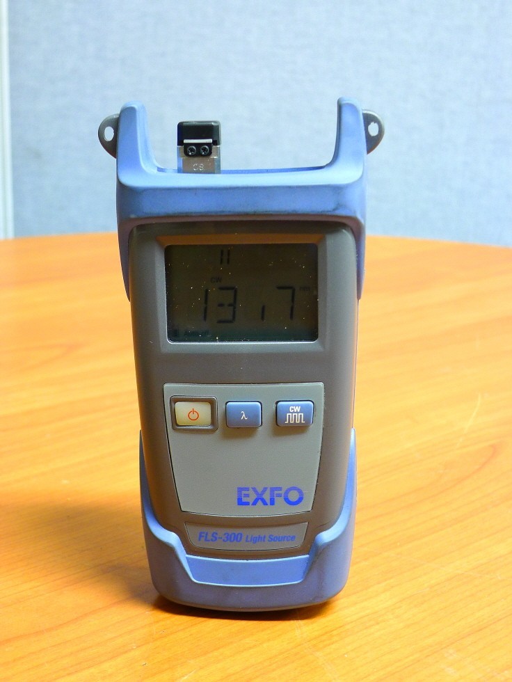 EXPO FLS-300 Light Source NETWORK TESTING OPTICAL