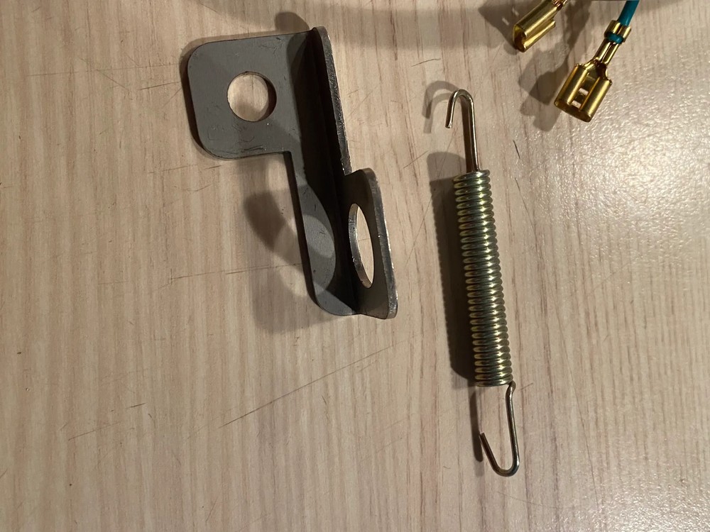 IFA, Set 3 Partial Conversion Set Brake Light Switch,Train Spring, Holder Simson