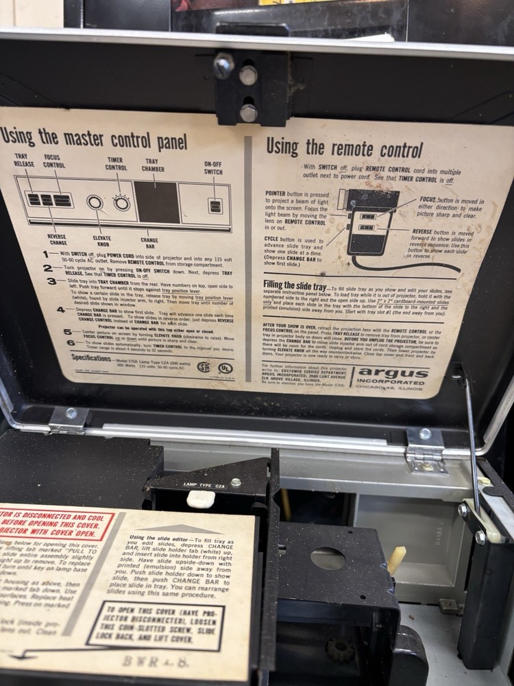 Argus Electromatic 572 Projector