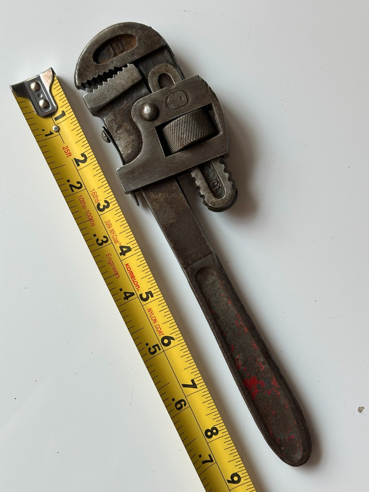 Vintage Unbranded Pipe Wrench