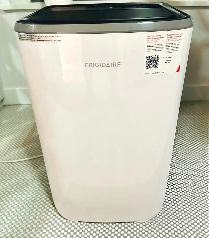 Frigidaire 10,000 BTU (6,500 BTU DOE) Portable A/C - 3 Fan Speeds - Barely Used