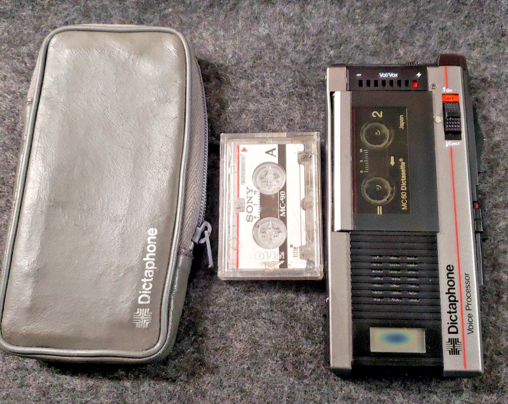 Dictaphone 3253 Voice Processor Micro Tape Recorder w/ Case - Powers On (C13B5)