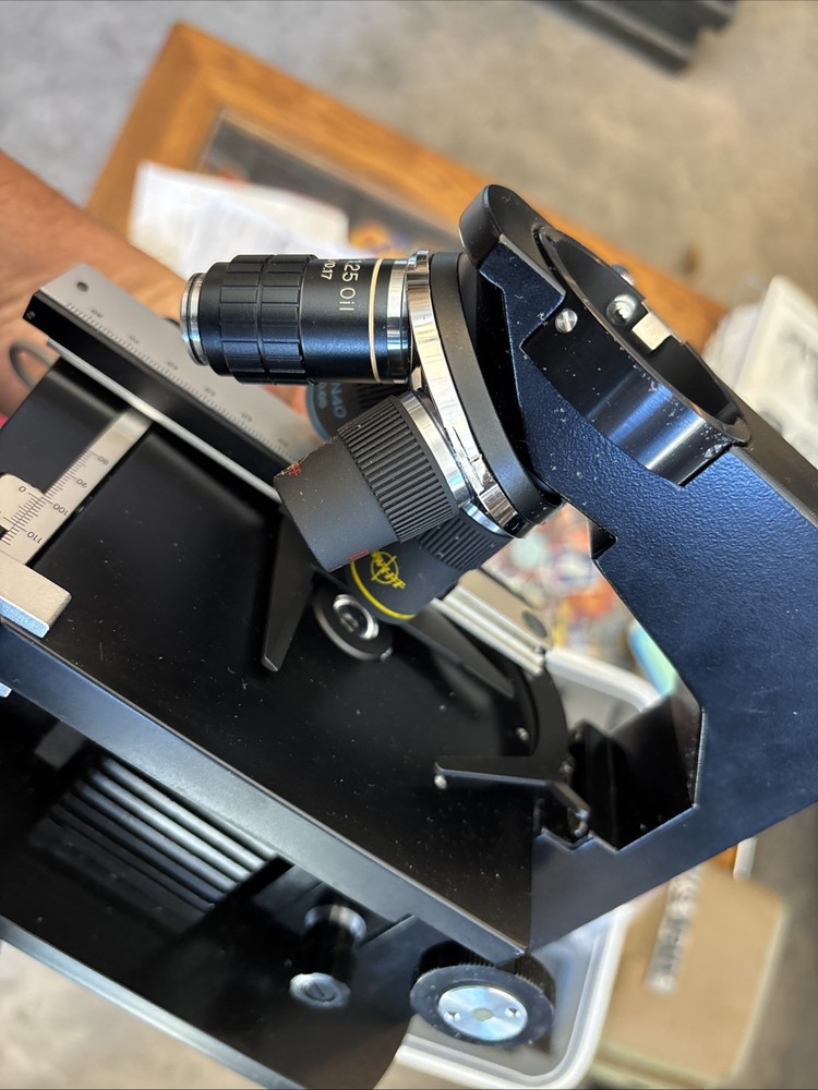 microscope Columbia FM 600