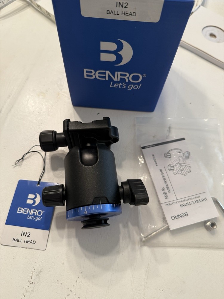 Benro Ball Head IN2 Tripod Head Missing Quick Release Plate