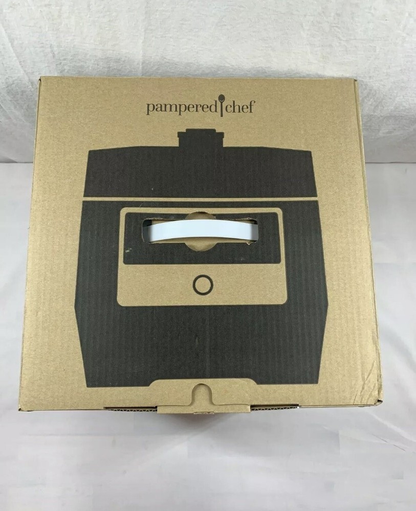 Pampered Chef: QUICK COOKER - BRAND NEW.!!!