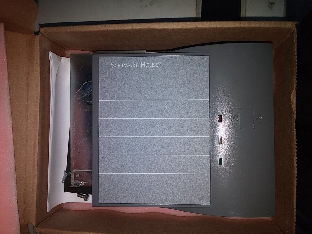 Software House RM1 / RM1-4000 Multi-Tech Wall Mount Access Control Reader NOS