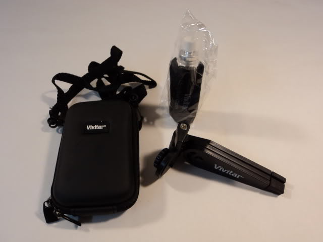 Vivitar Slim Digital Camera Starter Kit Hard Shell Case Mini Tripod VIV-SK-100