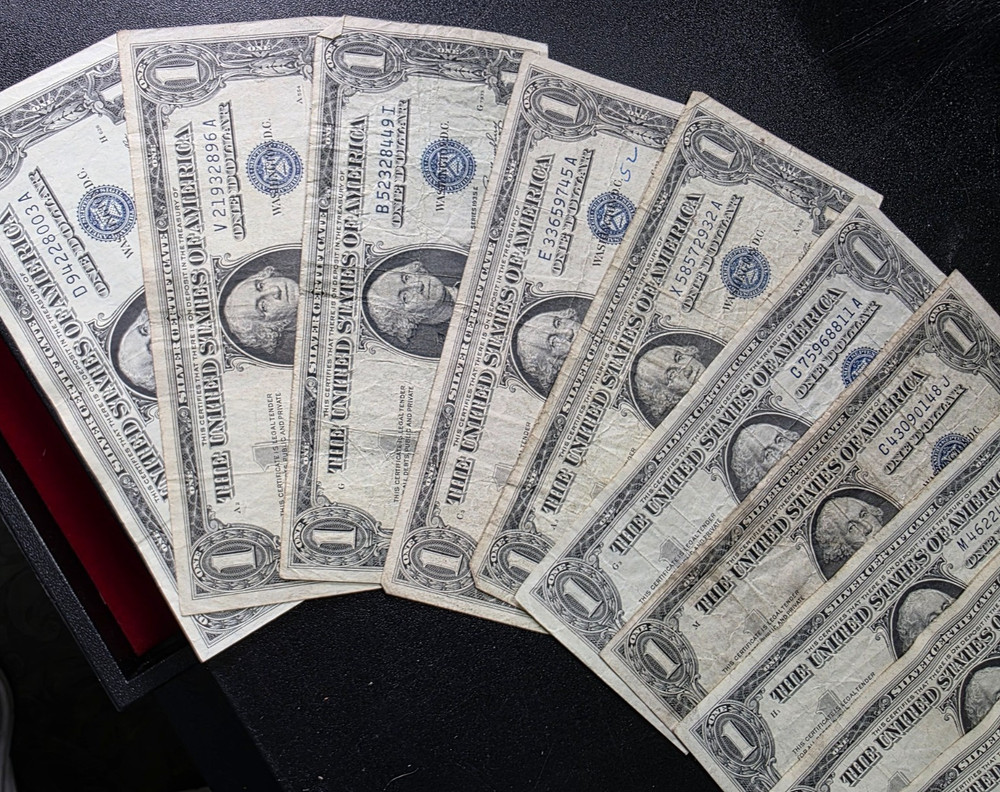 ☆1 Note from Lot☆ 1935-1957 $1 Silver Certificate - Circulated